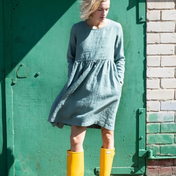 notPERFECTLINEN Dresses & Skirts - Not Perfect Linen Emilie Dress - M